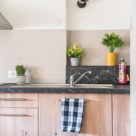 Daire Lumineux - L'oasis - Parking Prive