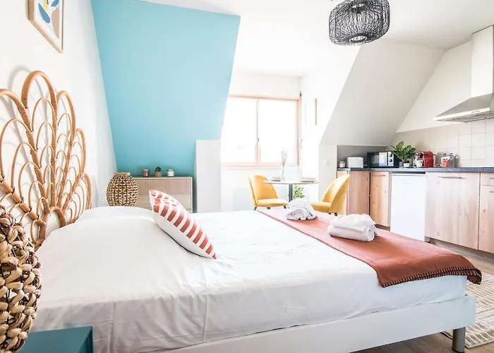 Lumineux - L'oasis - Parking Prive Lägenhet